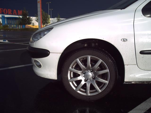 http://www.forum-peugeot.com/Forum/mesimages/23111/PICT0094.jpg
