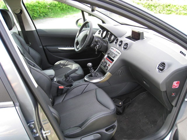 http://www.forum-peugeot.com/Forum/mesimages/23203/IMG_0925.jpg