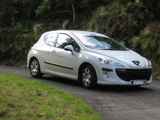 http://www.forum-peugeot.com/Forum/mesimages/23231/308hdi.jpg http://www.forum-peugeot.com/Forum/mesimages/23231/308hdi.jpg