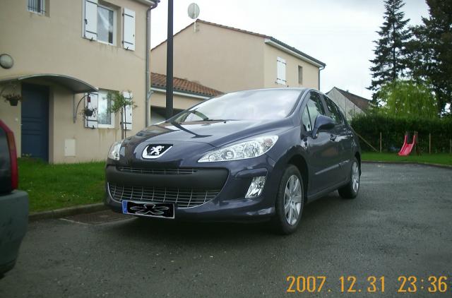 http://www.forum-peugeot.com/Forum/mesimages/23244/voiture1.jpg