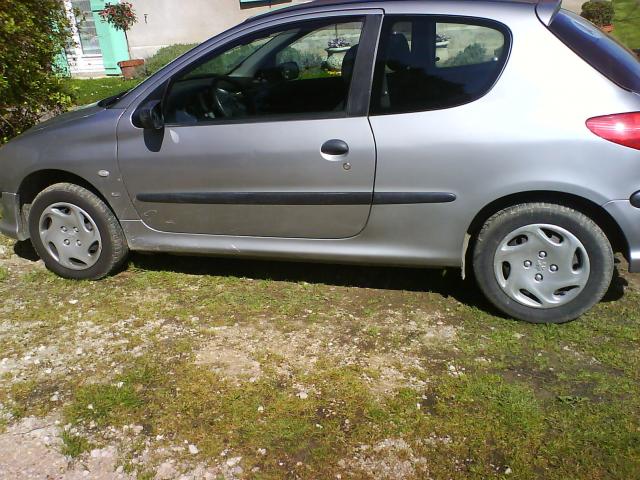 http://www.forum-peugeot.com/Forum/mesimages/23467/DSC00530.jpg