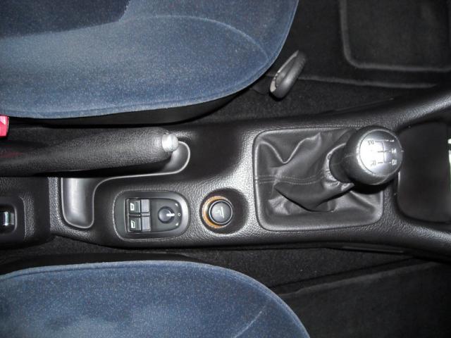 http://www.forum-peugeot.com/Forum/mesimages/23689/DSCN0033.jpg