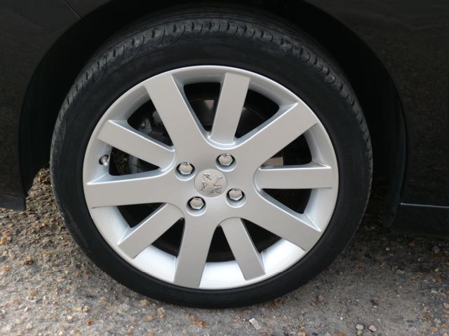 http://www.forum-peugeot.com/Forum/mesimages/24061/P1010738.jpg
