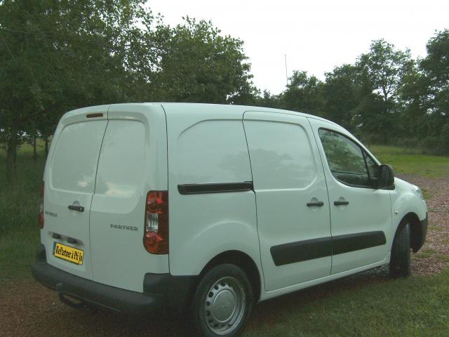 http://www.forum-peugeot.com/Forum/mesimages/24325/BILD0360.JPG1..jpg