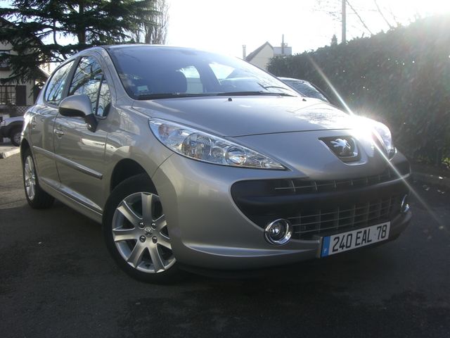 http://www.forum-peugeot.com/Forum/mesimages/24328/B1976330.jpg
