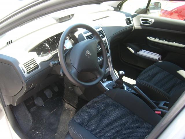 http://www.forum-peugeot.com/Forum/mesimages/24348/SL271067.jpg1..jpg