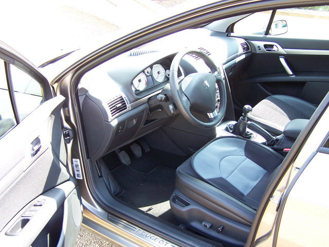 http://www.forum-peugeot.com/Forum/mesimages/24379/1017309.jpg