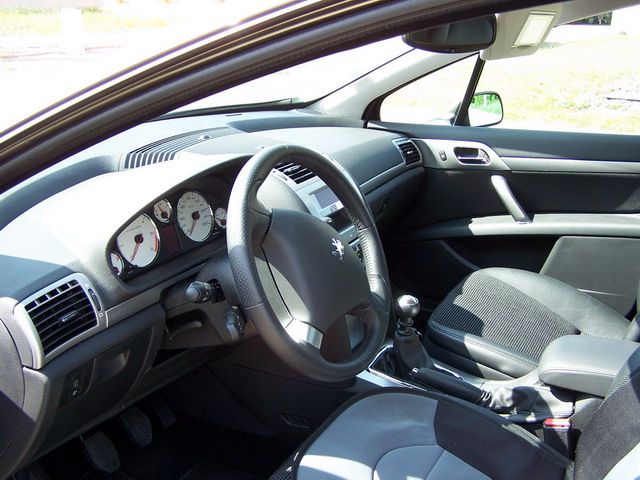 http://www.forum-peugeot.com/Forum/mesimages/24379/101_72768.jpg1..jpg