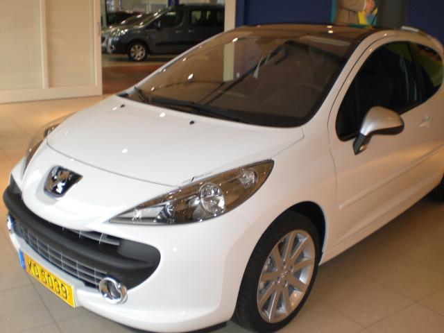 http://www.forum-peugeot.com/Forum/mesimages/24864/CIMG0499.jpg