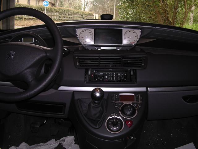 http://www.forum-peugeot.com/Forum/mesimages/24930/807.4.jpg http://www.forum-peugeot.com/Forum/mesimages/24930/807.4.jpg