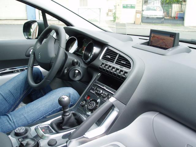 http://www.forum-peugeot.com/Forum/mesimages/24977/P1010009.JPG1..jpg