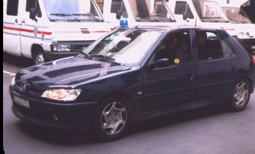 http://www.forum-peugeot.com/Forum/mesimages/25/BACPOLICE.jpg