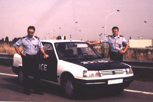 http://www.forum-peugeot.com/Forum/mesimages/25/P01.jpg