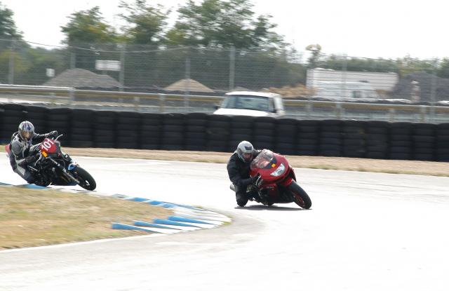http://www.forum-peugeot.com/Forum/mesimages/25230/LeVigeant2005team002v.jpg