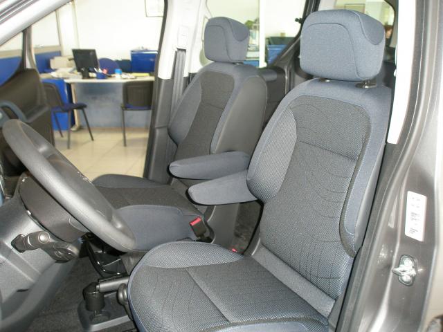 http://www.forum-peugeot.com/Forum/mesimages/25292/P5230004.jpg