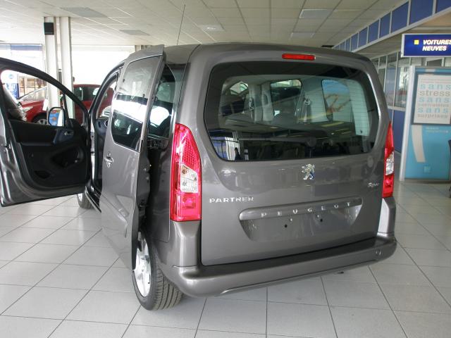 http://www.forum-peugeot.com/Forum/mesimages/25292/P5230006.jpg