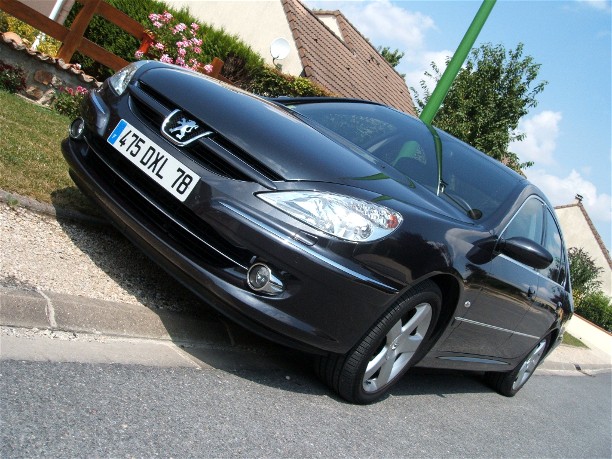 http://www.forum-peugeot.com/Forum/mesimages/25769/607AV2.jpg