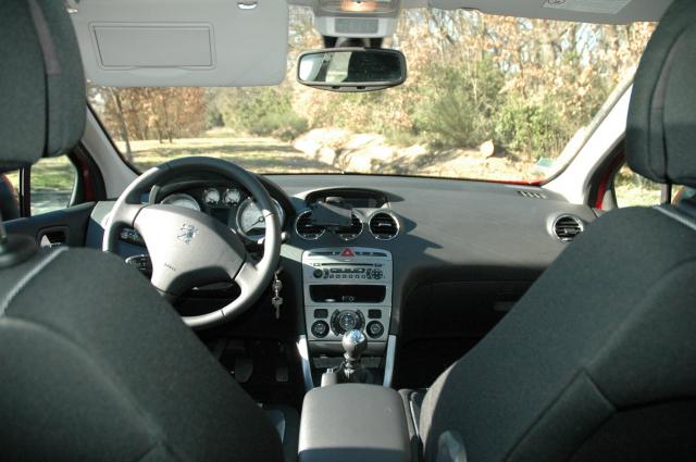 http://www.forum-peugeot.com/Forum/mesimages/2595/DSC3927.jpg