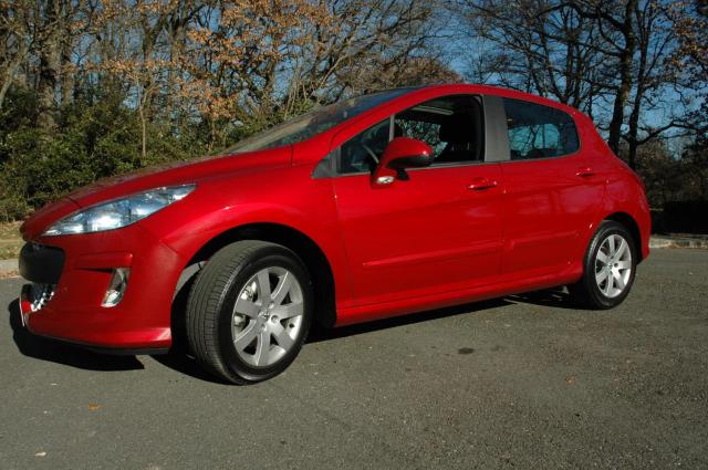 http://www.forum-peugeot.com/Forum/mesimages/2595/DSC3933.jpg