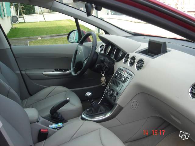http://www.forum-peugeot.com/Forum/mesimages/30986/1762952511.jpg