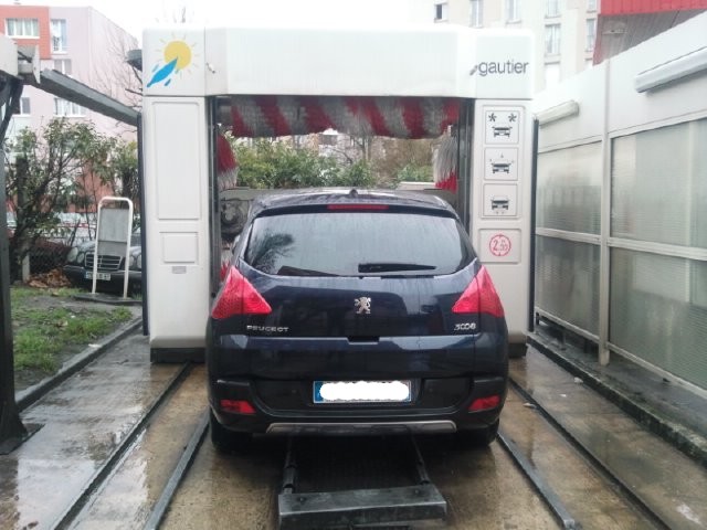 http://www.forum-peugeot.com/Forum/mesimages/35901/MON3008aulavage2.jpg