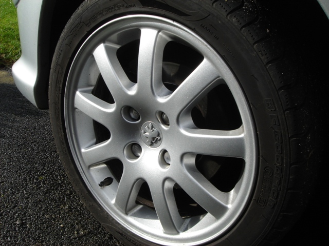 http://www.forum-peugeot.com/Forum/mesimages/4494/DSC01386.JPG