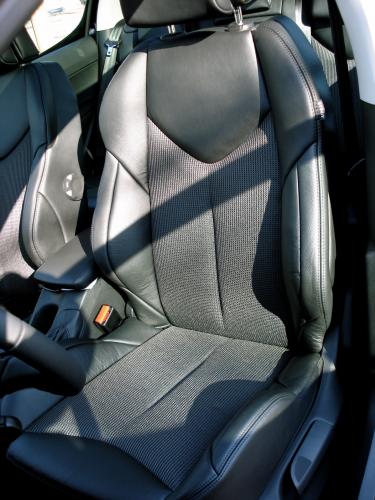 http://www.forum-peugeot.com/Forum/mesimages/578/308SIEGEAVANT308.jpg http://www.forum-peugeot.com/Forum/mesimages/578/308SIEGEAVANT308.jpg