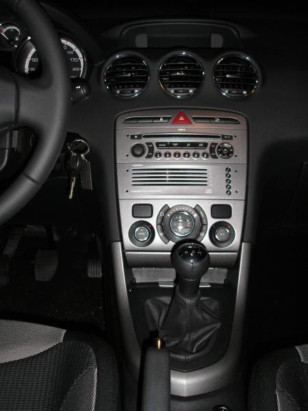 http://www.forum-peugeot.com/Forum/mesimages/5799/PC070035.JPG