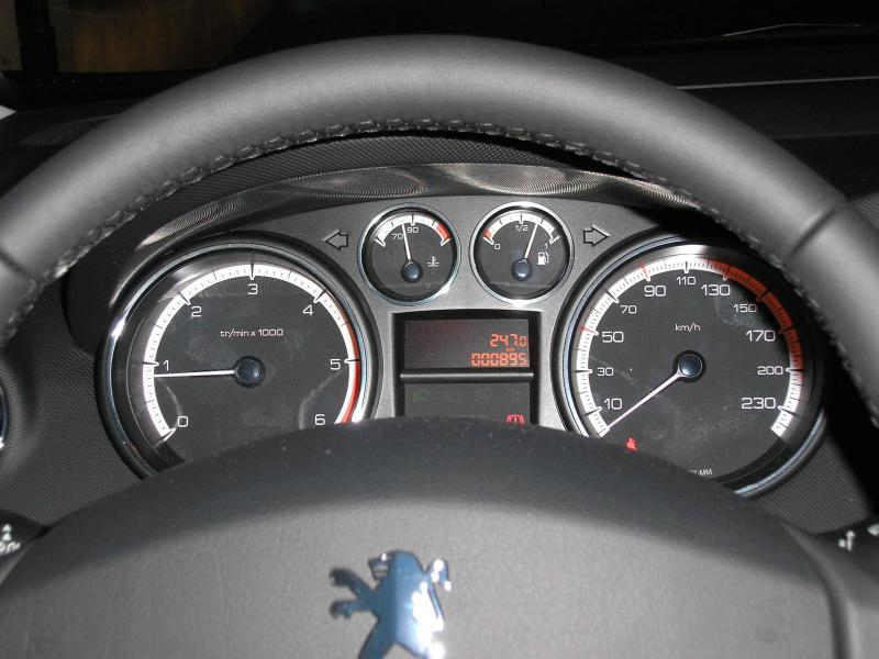 http://www.forum-peugeot.com/Forum/mesimages/5799/PC070036.JPG