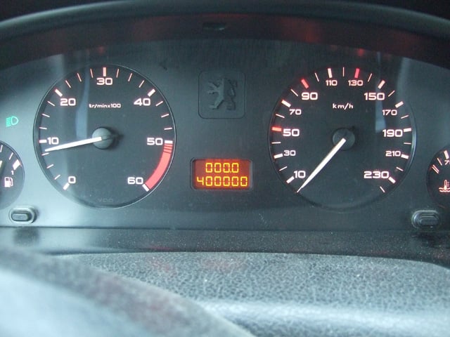 http://www.forum-peugeot.com/Forum/mesimages/6537/compteur.jpg