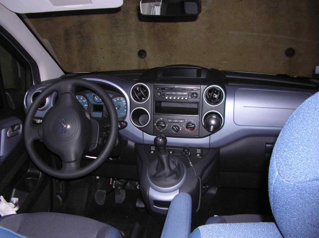 http://www.forum-peugeot.com/Forum/mesimages/7123/DSCN8477.jpg