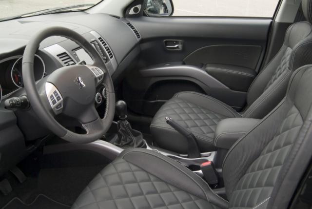 http://www.forum-peugeot.com/Forum/mesimages/7435/4007rc11.jpg