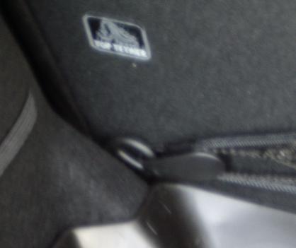 http://www.forum-peugeot.com/Forum/mesimages/7513/coffre003.jpg