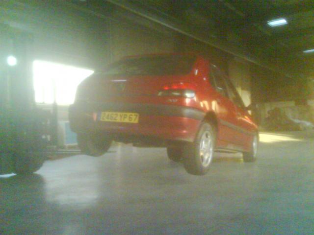 http://www.forum-peugeot.com/Forum/mesimages/9534/DSC00181.jpg