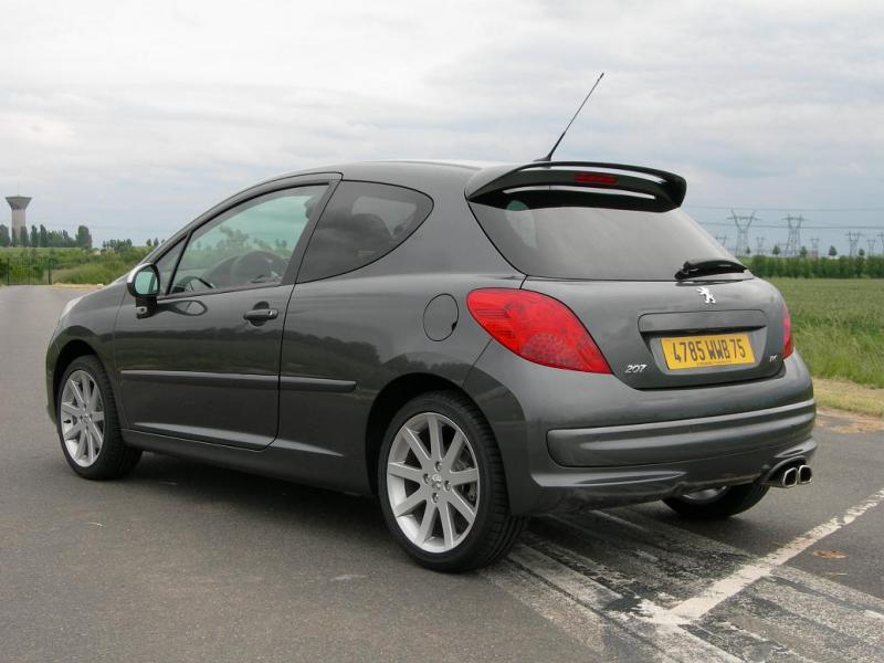 http://www.forum-peugeot.com/Forum/mesimages/9643/DSCN67201.JPG