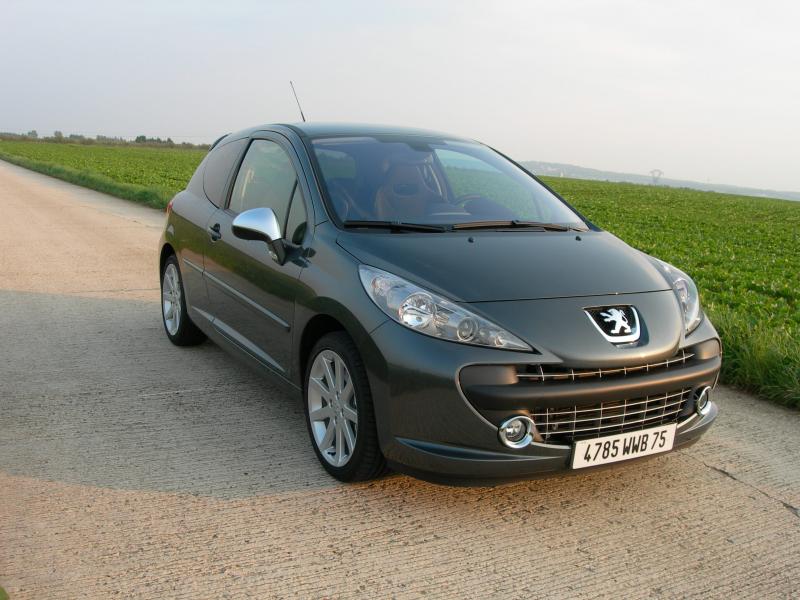 http://www.forum-peugeot.com/Forum/mesimages/9643/DSCN6743.JPG