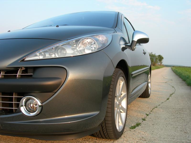 http://www.forum-peugeot.com/Forum/mesimages/9643/DSCN6744.JPG