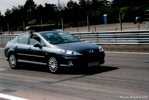 http://www.forum-peugeot.com/images/Image/dijon2007/argentique/pace-car_tn.jpg