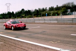 http://www.forum-peugeot.com/images/Image/dijon2007/argentique/trophee-gt-02_tn.jpg