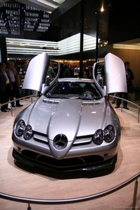 http://www.forum-peugeot.com/images/Image/geneve2007/mercedes/IMG_3632_mini.jpg