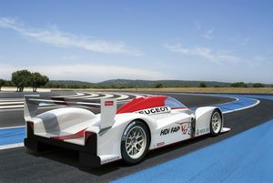 Peugeot 908