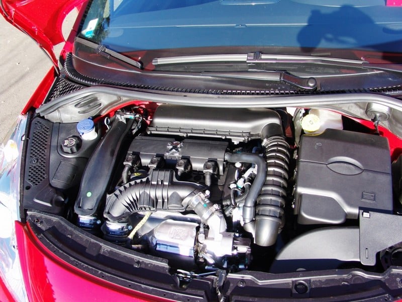 http://www.forum-peugeot.com/images/auto-membres/207-thp-gerard13-09.jpg