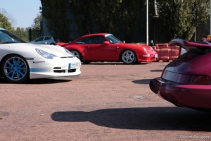 http://www.forum-peugeot.com/images/ferrari-porsche/circuit-val-d-or-06_tn.jpg