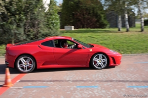 http://www.forum-peugeot.com/images/ferrari-porsche/circuit-val-d-or-10_tn.jpg