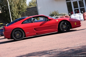 http://www.forum-peugeot.com/images/ferrari-porsche/circuit-val-d-or-14_tn.jpg