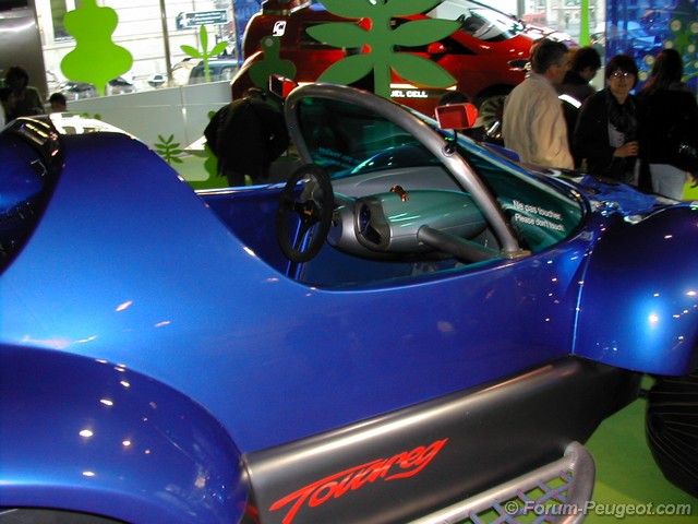 http://www.forum-peugeot.com/images/peugeot-avenue-14-03-07/DSCN3575.jpg