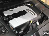 peugeot_v6hdi-01.jpg