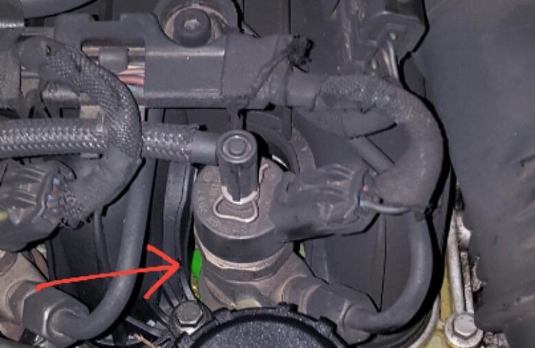 1.6 HDI, Fuite liquide de refroidissement sous injecteur diesel Forum