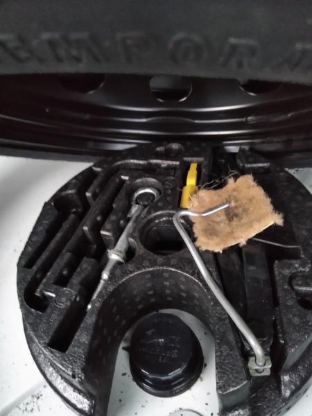 Kit Anti-Crevaison Peugeot - Pour Véhicules Peugeot - Neuf Sous Emballage