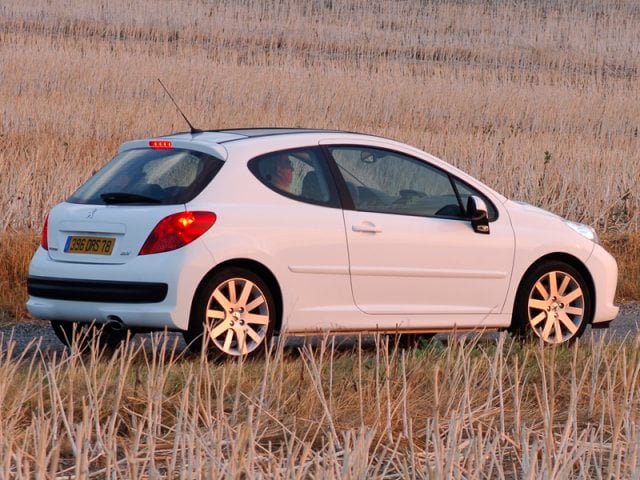 peugeot 207 1.6 THP 150